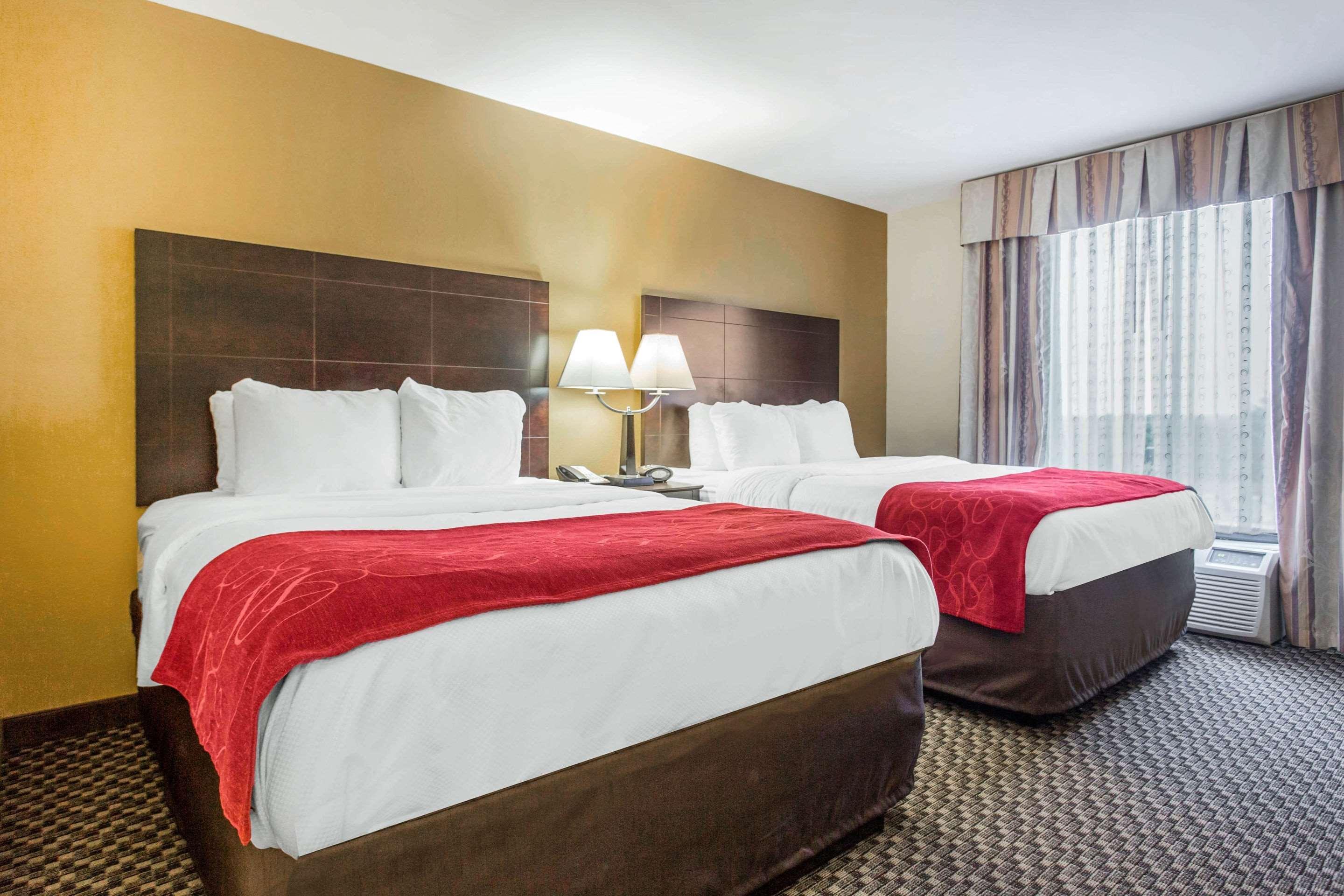 Comfort Suites Clinton Near Presbyterian College Exteriér fotografie